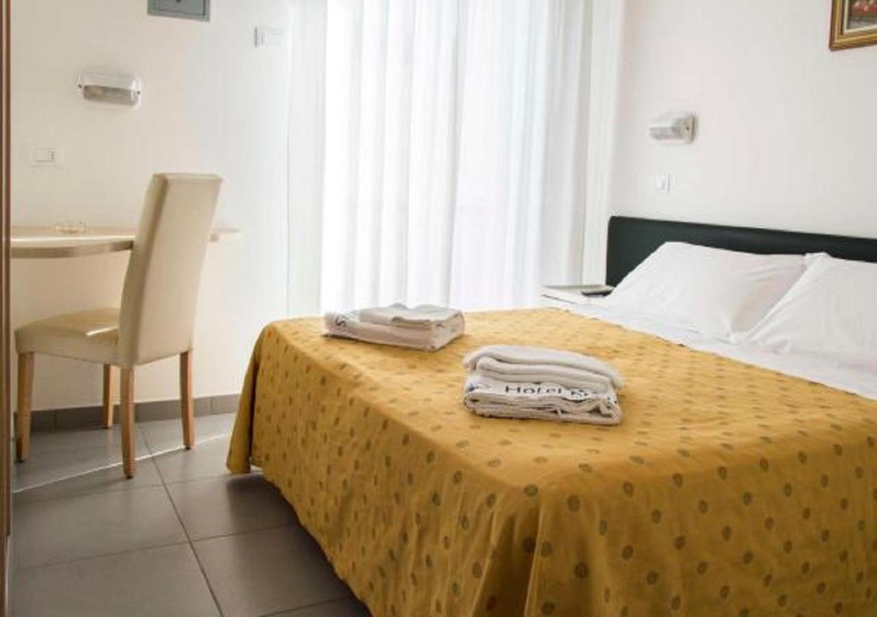 Hotel Nautilus Cattolica Quarto foto